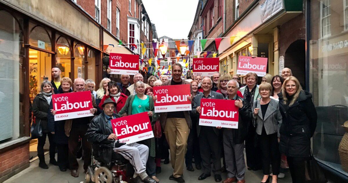 Great Yarmouth Tory councillors vote to increase their allowances despite the cost of living